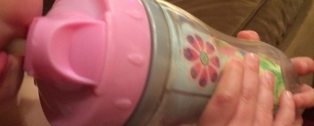Should your toddler use a sippy cup? - Today's Parent